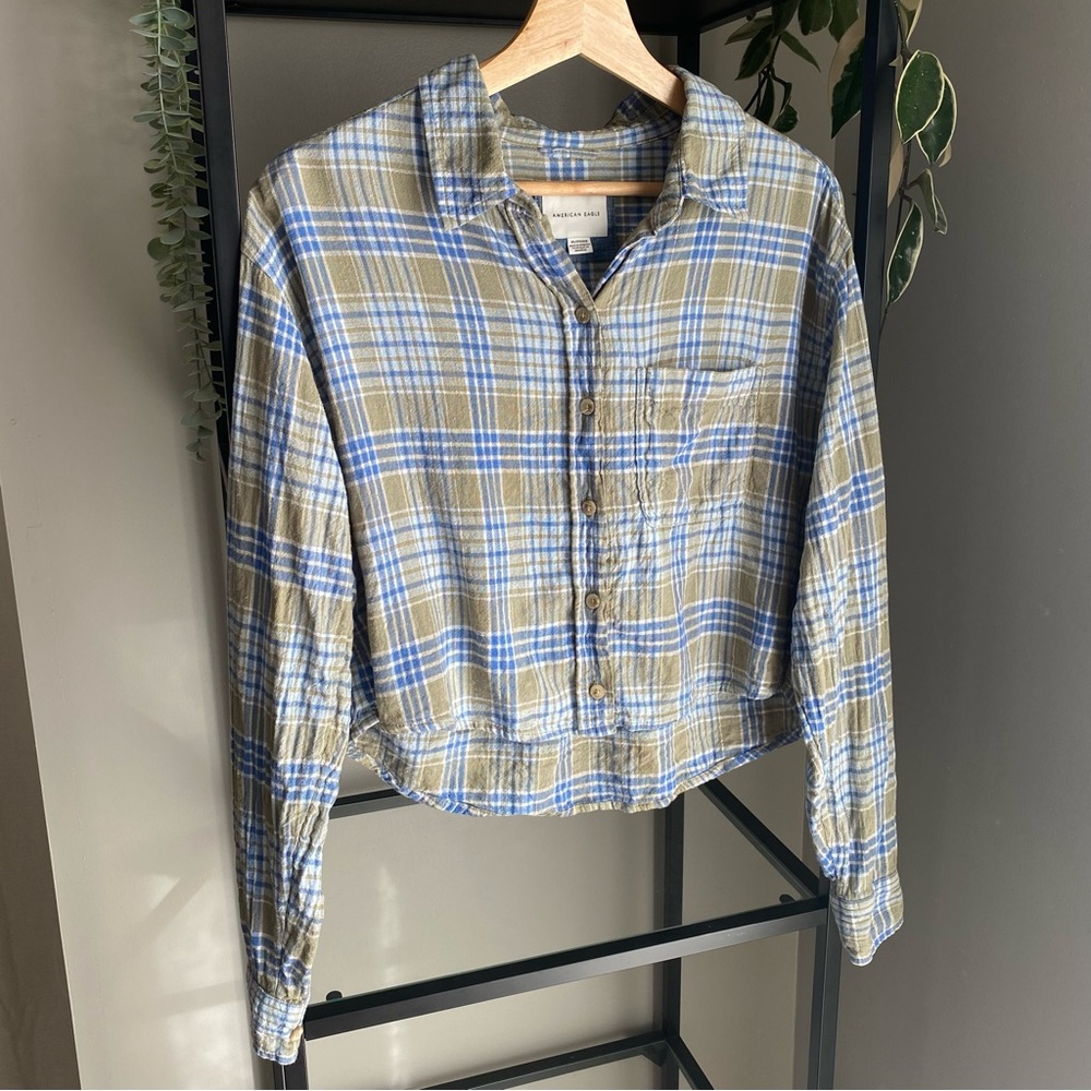 American Eagle Linen Blend Plaid Crop Button Down Shirt